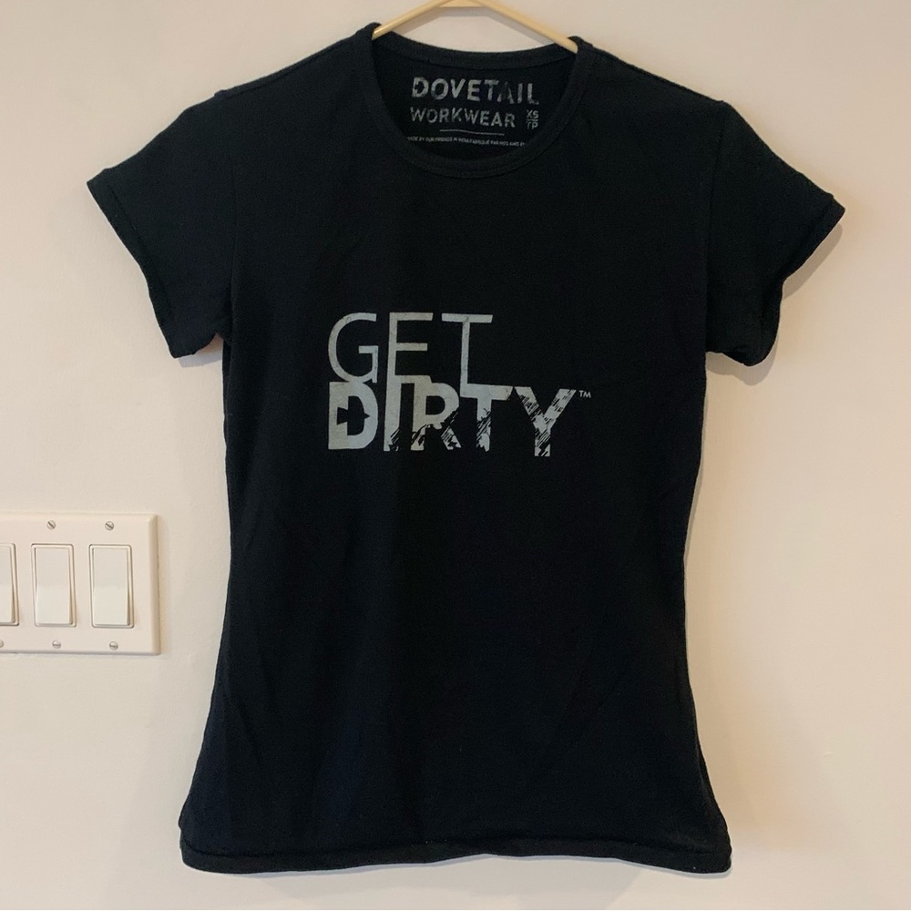 Dovetail Workwear Black Graphic T-shirt Women’s XS Small Get Dirty Cap Sleeve